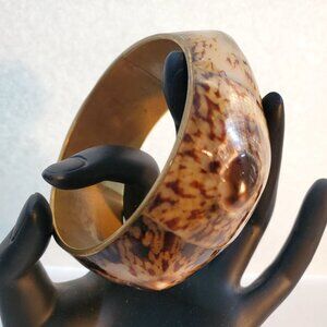 Vintage Shell & Metal Bangle Bracelet Wide Chunky Brown Cream Spotted Pattern